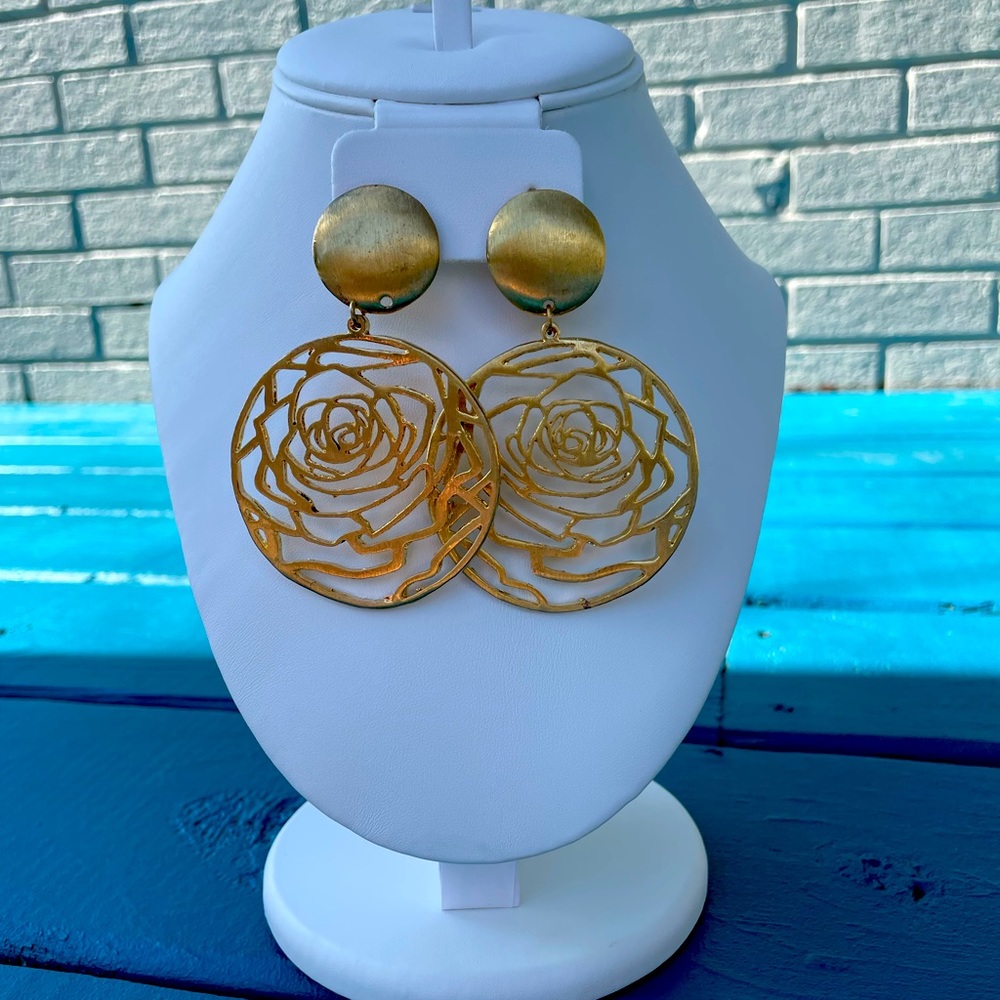 Vintage Large Gold Clip Ons